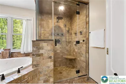5925 Robin Lane, Upper Saucon Township, PA 18036 - Photo 27
