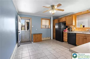805 S 10th St, Allentown City, PA 18103 - Photo 5