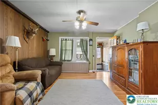 805 S 10th St, Allentown City, PA 18103 - Photo 3