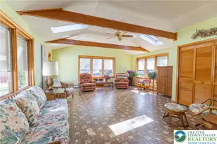 122 Big Oak Ln, Pocono Twp, PA 18372 - Photo 9