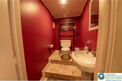 4882 Pine Grove Circle, Lower Macungie Township, PA 18106 - Photo 21
