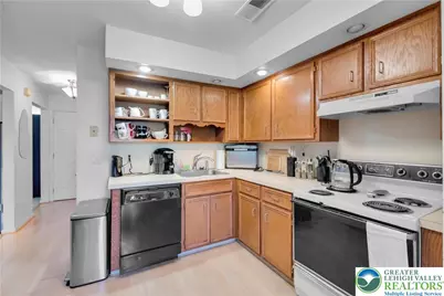 5626 Grace Avenue, Hanover Twp, PA 18017 - Photo 11