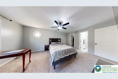815 E Emmaus Avenue, Salisbury Township, PA 18103 - Photo 39