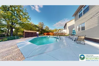 815 E Emmaus Avenue, Salisbury Township, PA 18103 - Photo 7