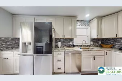 815 E Emmaus Avenue, Salisbury Township, PA 18103 - Photo 19