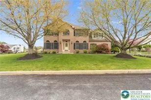 1785 Clarendon Dr, Forks Twp, PA 18040 - Photo 3