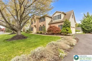 1785 Clarendon Dr, Forks Twp, PA 18040 - Photo 5