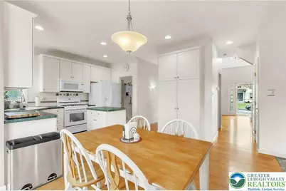 1785 Clarendon Drive, Forks Twp, PA 18040 - Photo 15