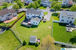 4217 Shadowstone Dr, Forks Twp, PA 18040 - Photo 7