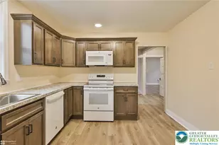 1861 E Emmaus Ave, Salisbury Township, PA 18103 - Photo 13