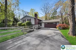 505 Helen Cir, Moore Township, PA 18014 - Photo 3