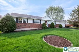 1424 Oak Dr, Lower Macungie Township, PA 18062 - Photo 5