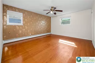 1424 Oak Dr, Lower Macungie Township, PA 18062 - Photo 23
