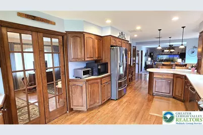 1812 Elmhurst Drive, Whitehall Township, PA 18052 - Photo 9
