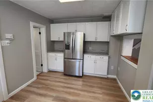 324 Walnut St, Catasauqua Boro, PA 18032 - Photo 9