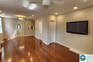 324 Walnut St, Catasauqua Boro, PA 18032 - Photo 3