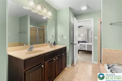 9701 Viceroy Lane, Upper Macungie Township, PA 18031 - Photo 17