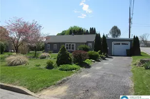 246 Poplar St, Bath Boro, PA 18014 - Photo 3