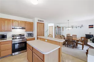 104 Merriment Ln, Tobyhanna Twp, PA 18610 - Photo 5