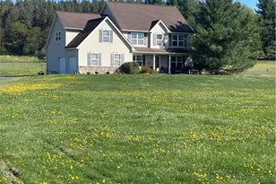 707 Gilbert Rd, Chestnuthill Twp, PA 18331 - Photo 3