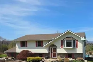 314 W Sunset Rd, East Penn Twp, PA 18235 - Photo 3