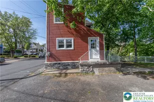 61 N Locust St, Easton, PA 18042 - Photo 9