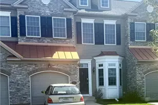 50 Hillside Ct, Easton, PA 18045 - Photo 1