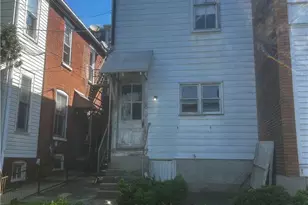 46 S 10th St, Allentown City, PA 18102 - Photo 3