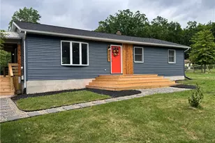 1067 S Broadview Dr, Jim Thorpe Boro, PA 18229 - Photo 1