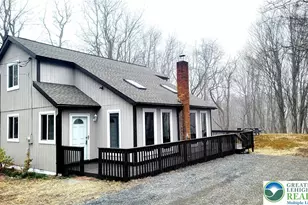1123 Black Bear Ln, Tobyhanna Twp, PA 18334 - Photo 1