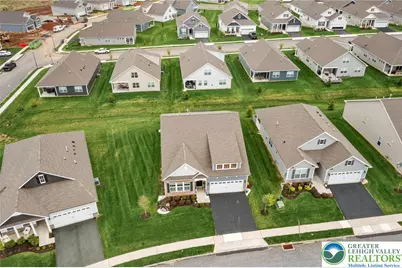 7928 Schaefer Crest, Upper Macungie Township, PA 18031 - Photo 35