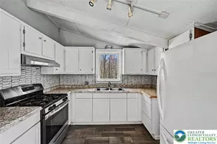 139 Jungfrau Dr, Pocono Twp, PA 18332 - Photo 15
