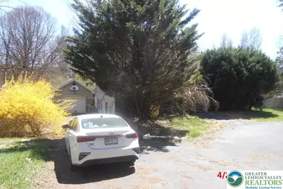 125 Morningside Drive, Upper Mt Bethel Twp, PA 18343 - Photo 1