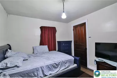 1227 W Chew Street, Allentown City, PA 18102 - Photo 9