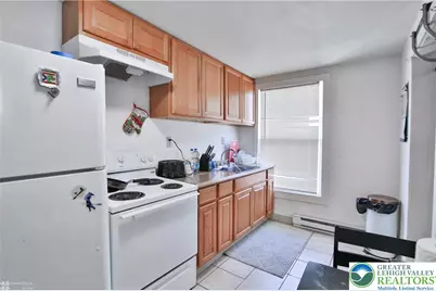 1227 W Chew Street, Allentown City, PA 18102 - Photo 15