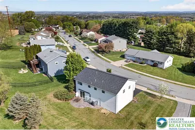 970 Hillcrest S Drive, Macungie Boro, PA 18062 - Photo 9