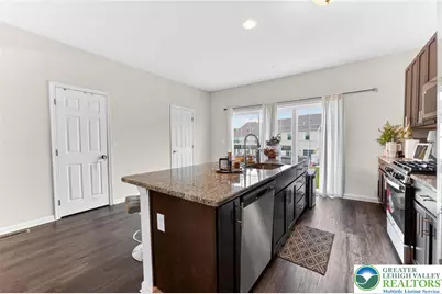 1374 Black Forest Drive, Allentown City, PA 18104 - Photo 17