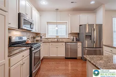 6706 Federal Drive, Hanover Twp, PA 18017 - Photo 5