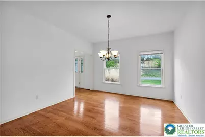 2575 Huckleberry Road, Allentown City, PA 18104 - Photo 9