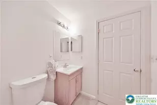 2575 Gillian Ln, Easton, PA 18040 - Photo 37