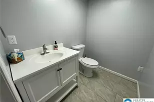 4860 Hemlock St, Allentown City, PA 18106 - Photo 15