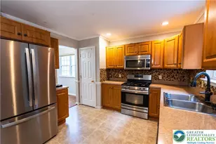 127 Highlands Cir, Easton, PA 18042 - Photo 11
