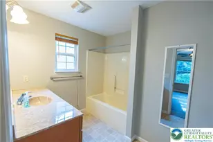 127 Highlands Cir, Easton, PA 18042 - Photo 21