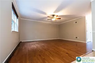 127 Highlands Cir, Easton, PA 18042 - Photo 9