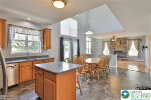13 Windrift Ct, Easton, PA 18045 - Photo 17