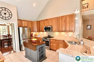 291 Water Lilly Ct, Upper Macungie Township, PA 18104 - Photo 7