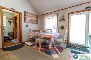945 Country Pl Dr, Coolbaugh Twp, PA 18466 - Photo 9