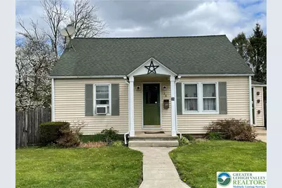38 W 3rd Street, Wind Gap, PA 18091 - Photo 1