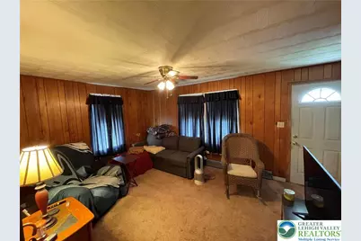 38 W 3rd Street, Wind Gap, PA 18091 - Photo 7