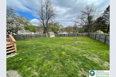 38 W 3rd Street, Wind Gap, PA 18091 - Photo 17